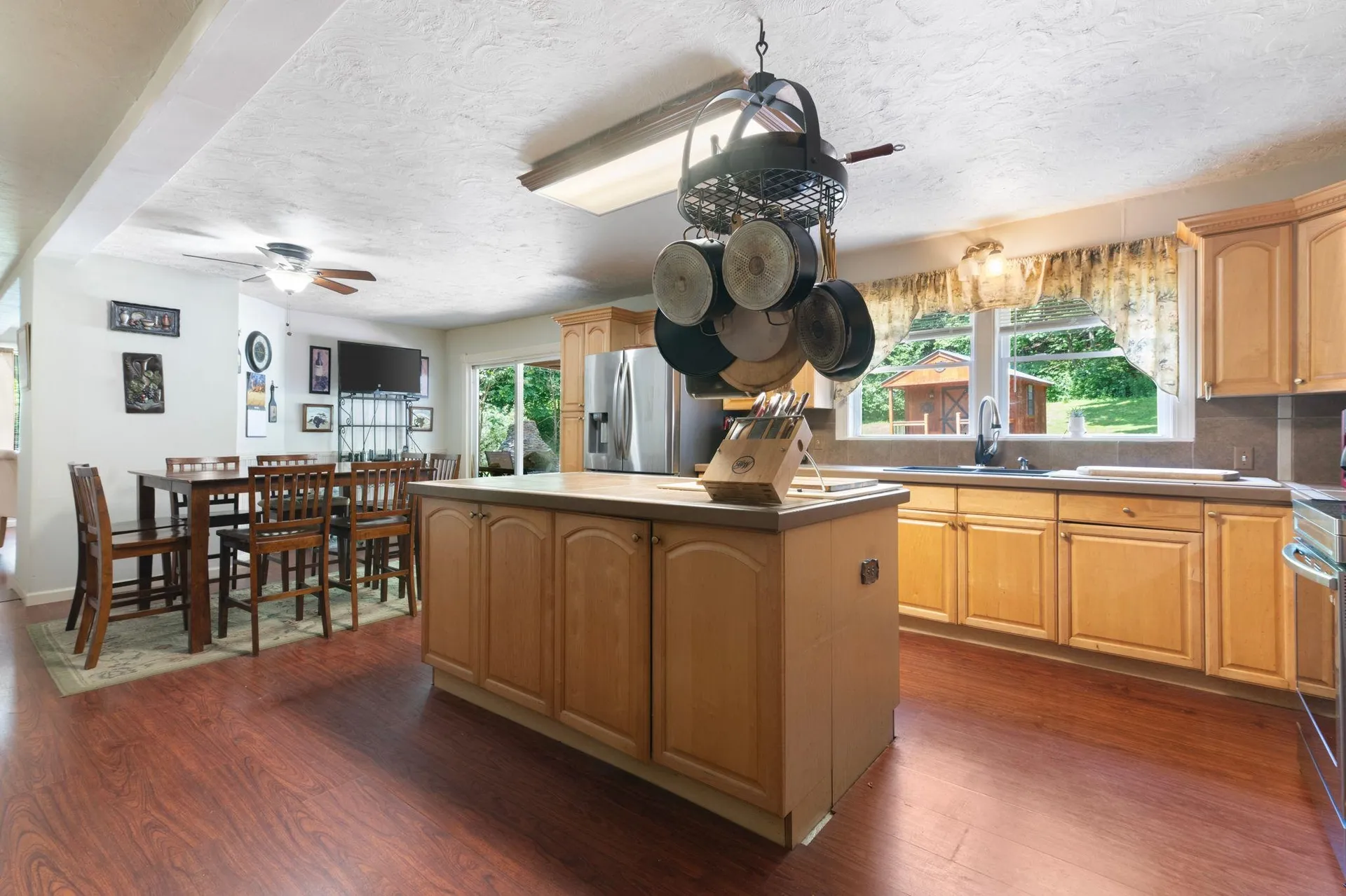 13 Brookside Lane Newfane VT 05345