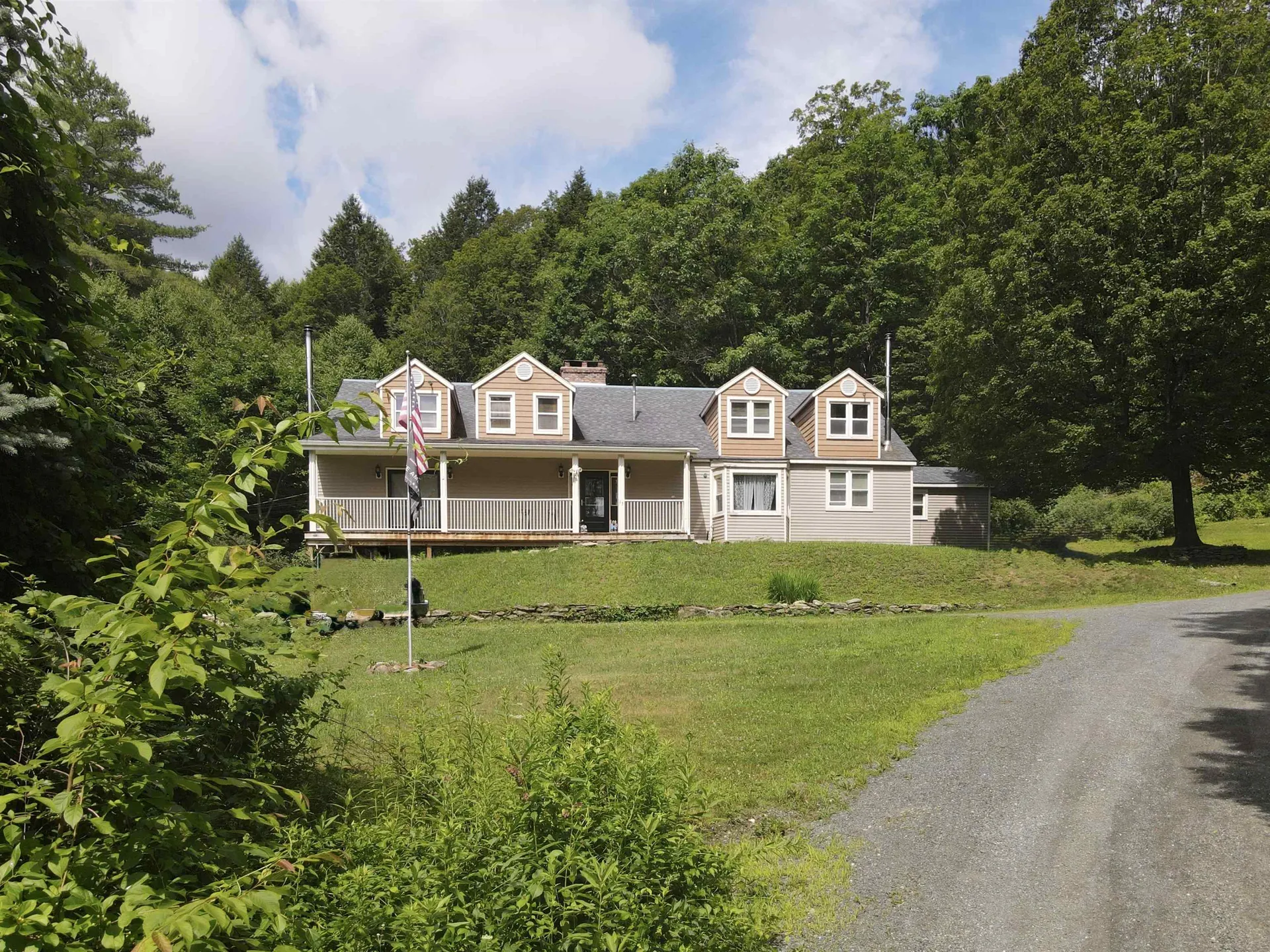 13 Brookside Lane Newfane VT 05345