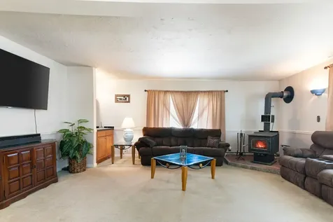 13 Brookside Lane Newfane VT 05345