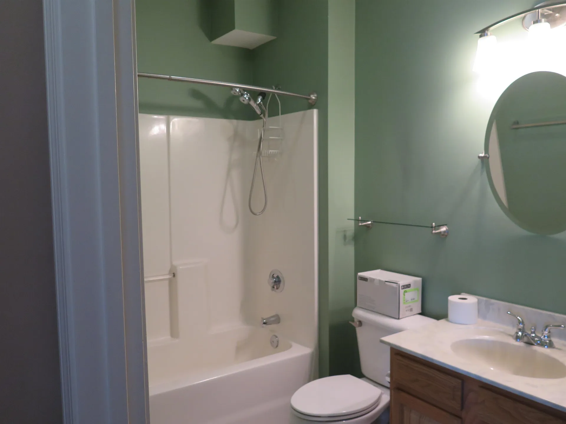 18 Harbor Avenue Nashua NH 03060