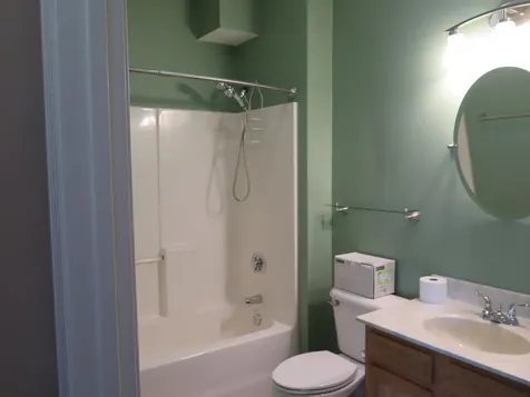 18 Harbor Avenue Nashua NH 03060