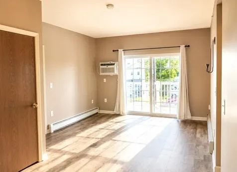 18 Harbor Avenue Nashua NH 03060