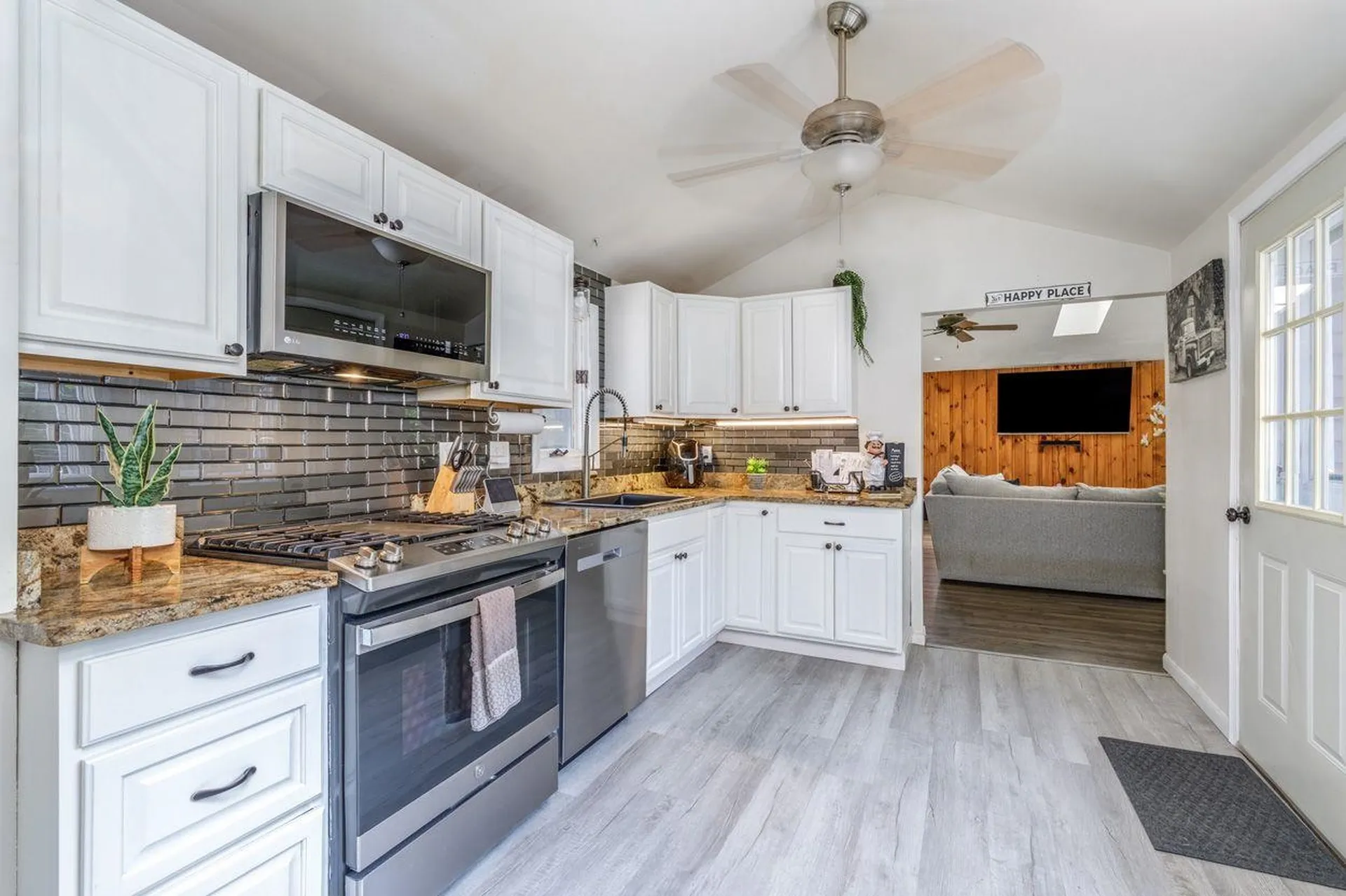 6 John Lane Merrimack NH 03054