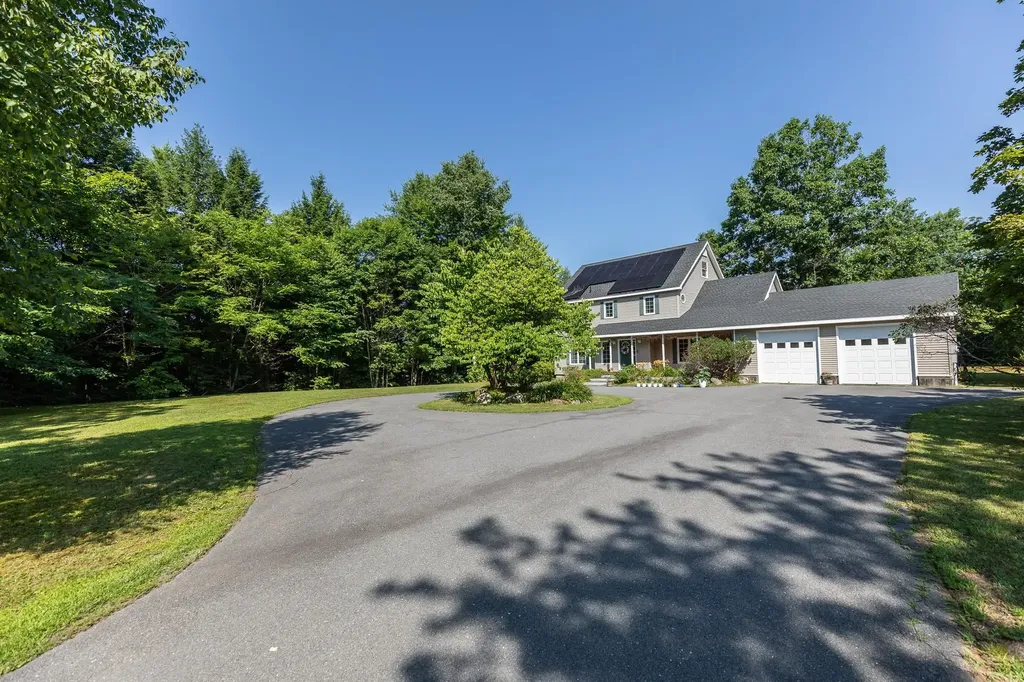 20 Wildwood Avenue Claremont NH 03743