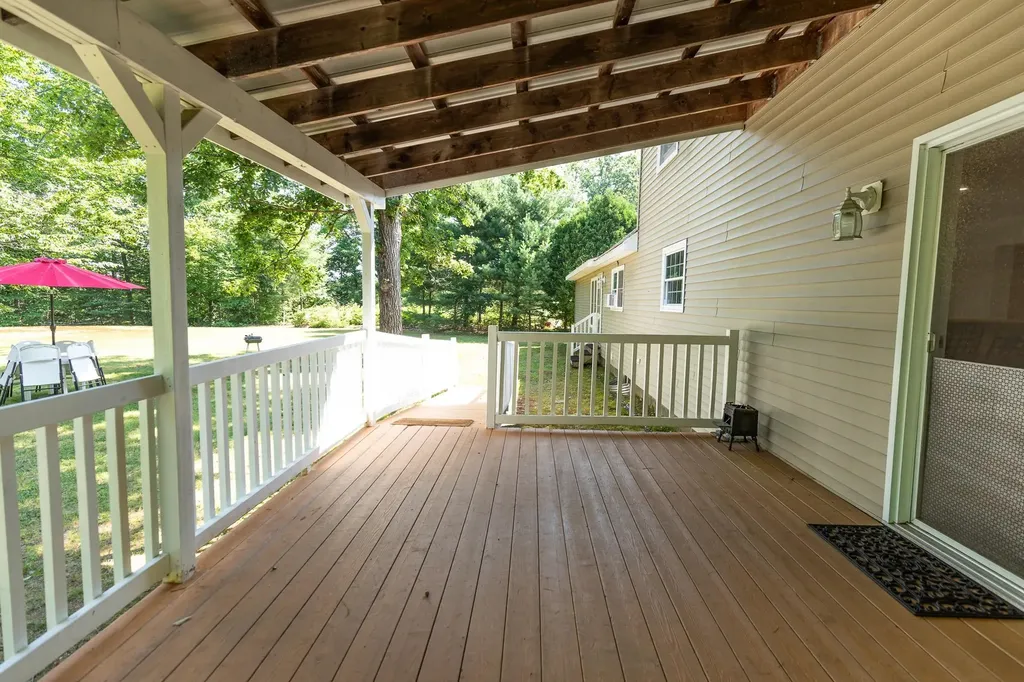 20 Wildwood Avenue Claremont NH 03743