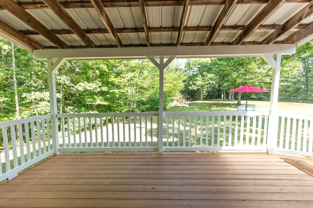 20 Wildwood Avenue Claremont NH 03743