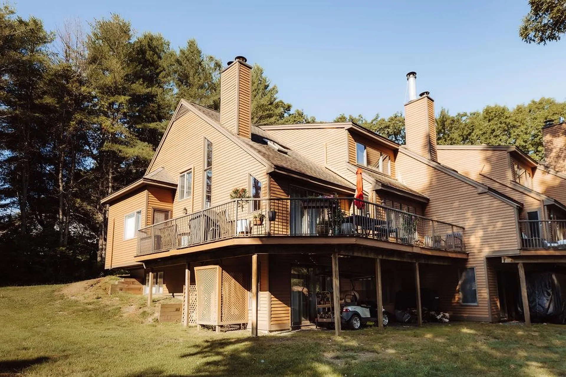 1140 Murphy's Road Hartford VT 05059