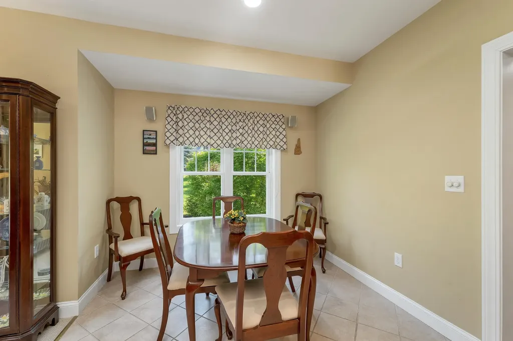 41 Lantern Circle Laconia NH 03246