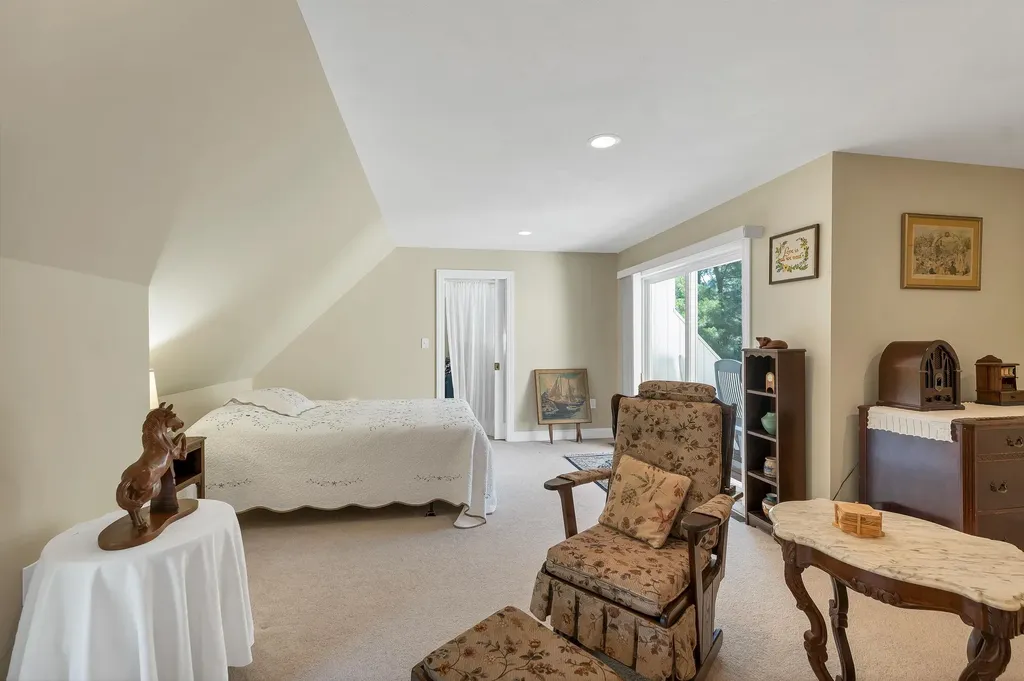 41 Lantern Circle Laconia NH 03246