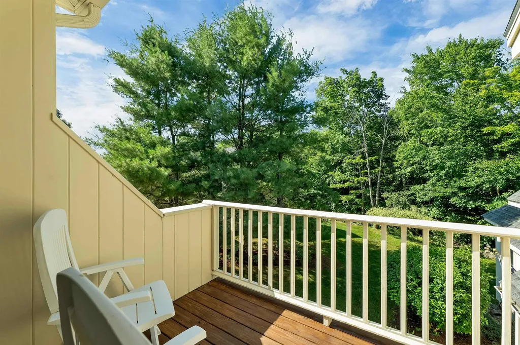 41 Lantern Circle Laconia NH 03246