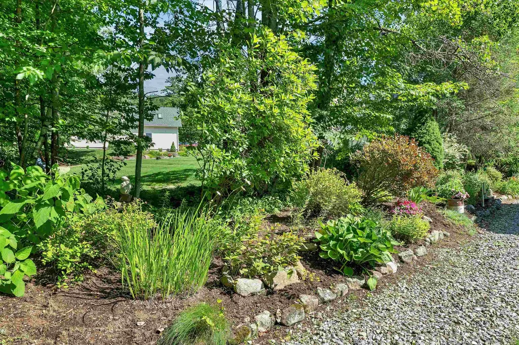 41 Lantern Circle Laconia NH 03246
