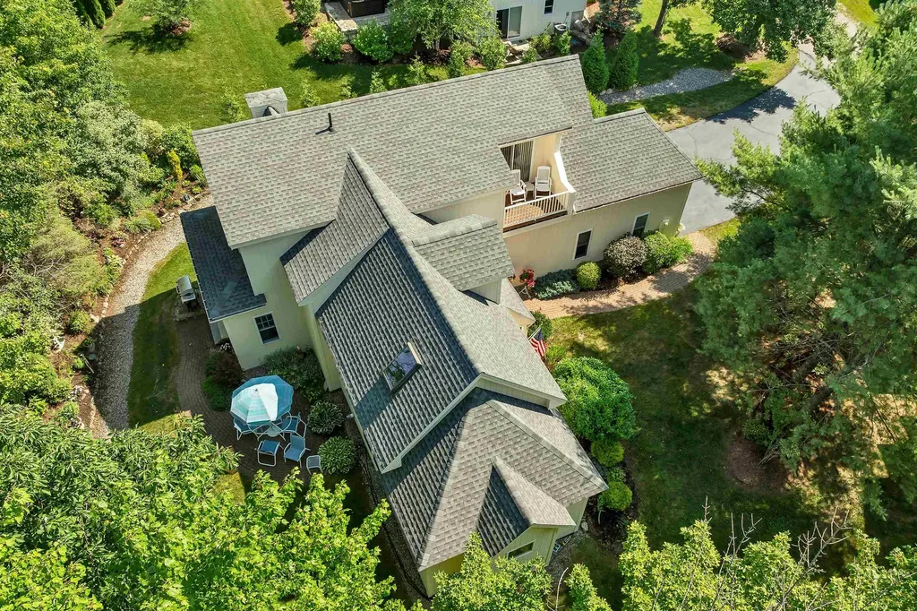 41 Lantern Circle Laconia NH 03246