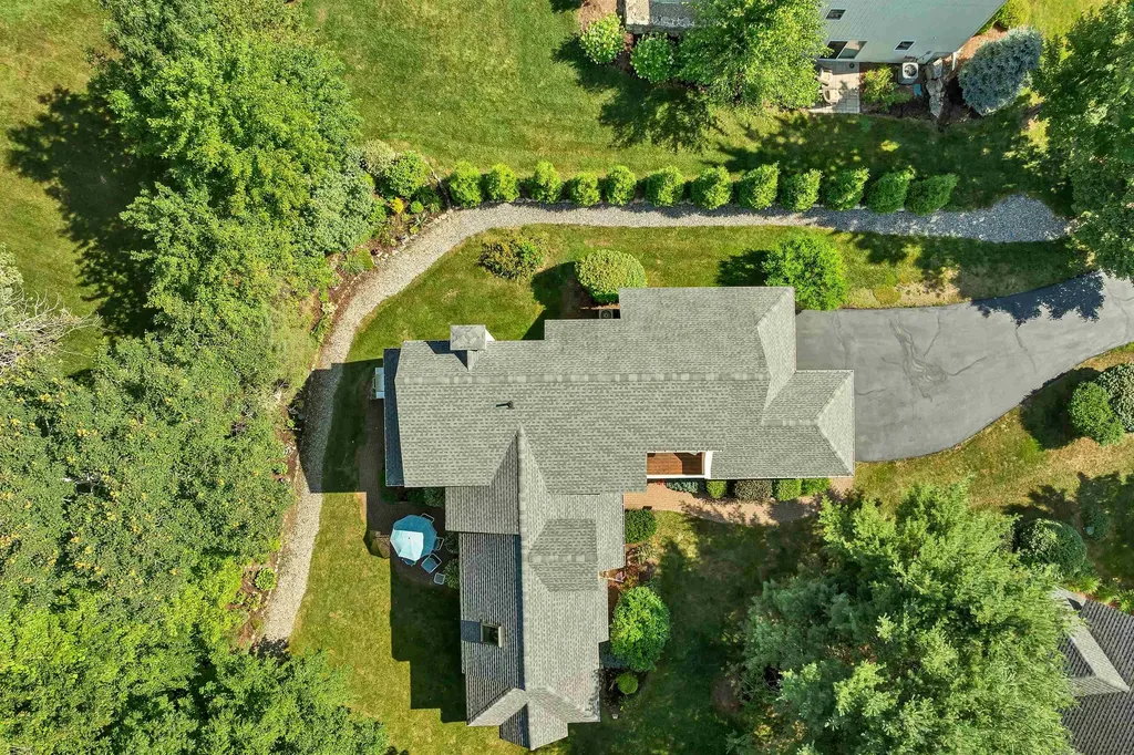 41 Lantern Circle Laconia NH 03246