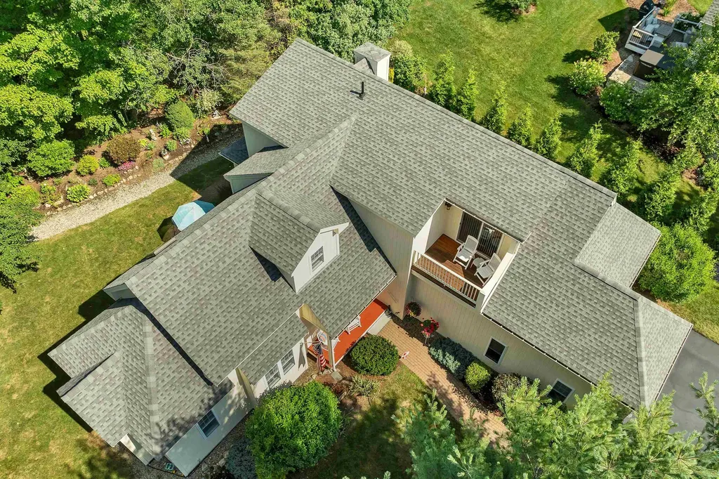 41 Lantern Circle Laconia NH 03246