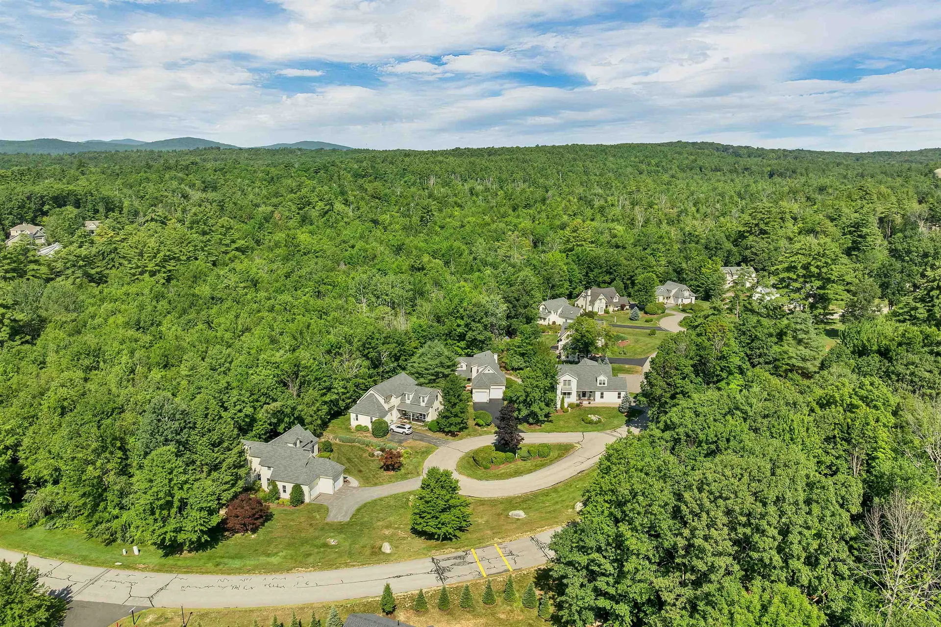 41 Lantern Circle Laconia NH 03246