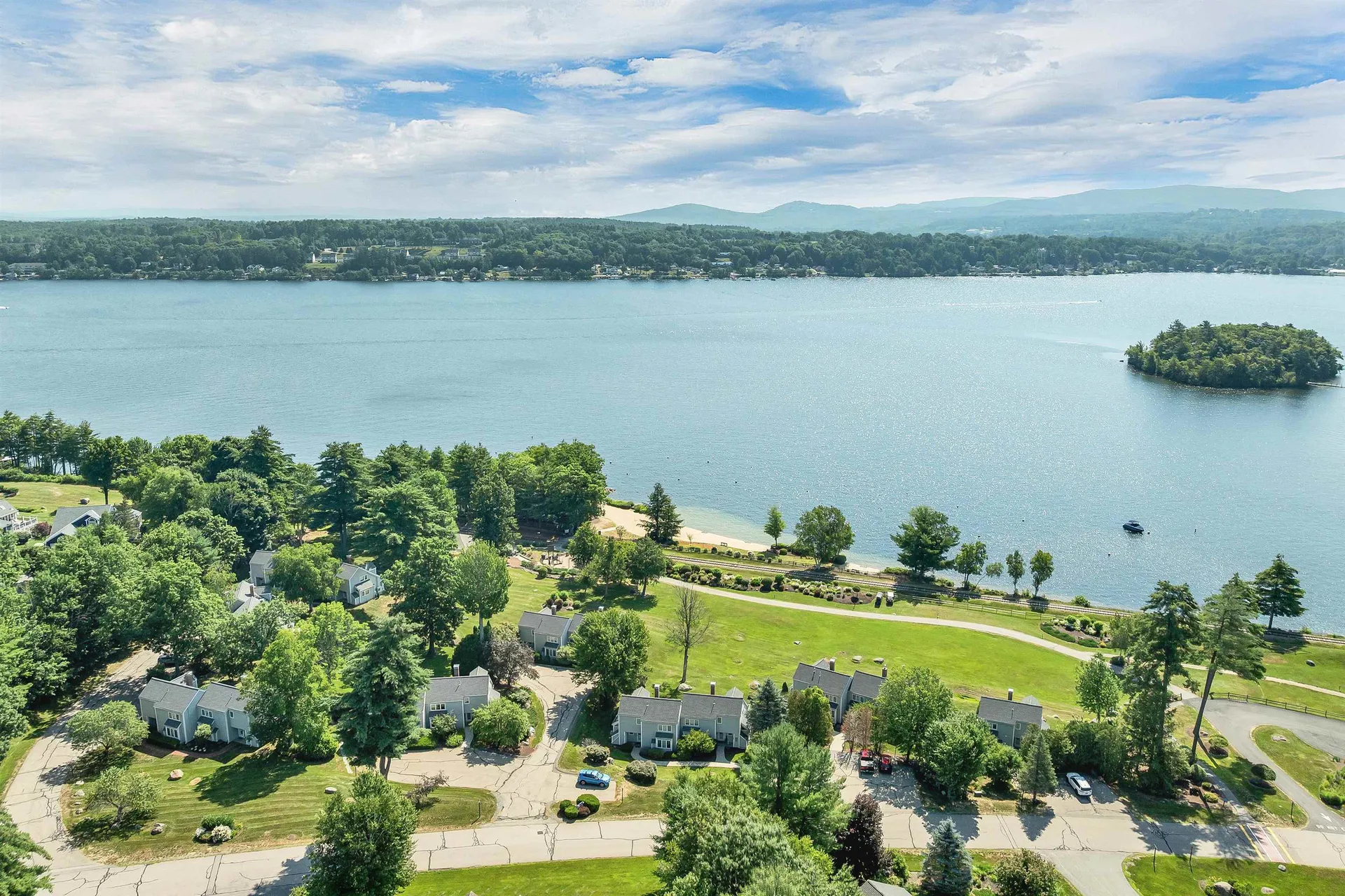 41 Lantern Circle Laconia NH 03246