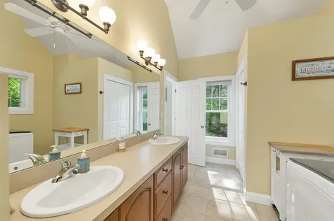 41 Lantern Circle Laconia NH 03246