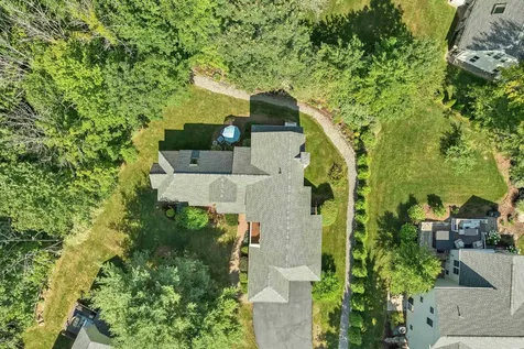 41 Lantern Circle Laconia NH 03246