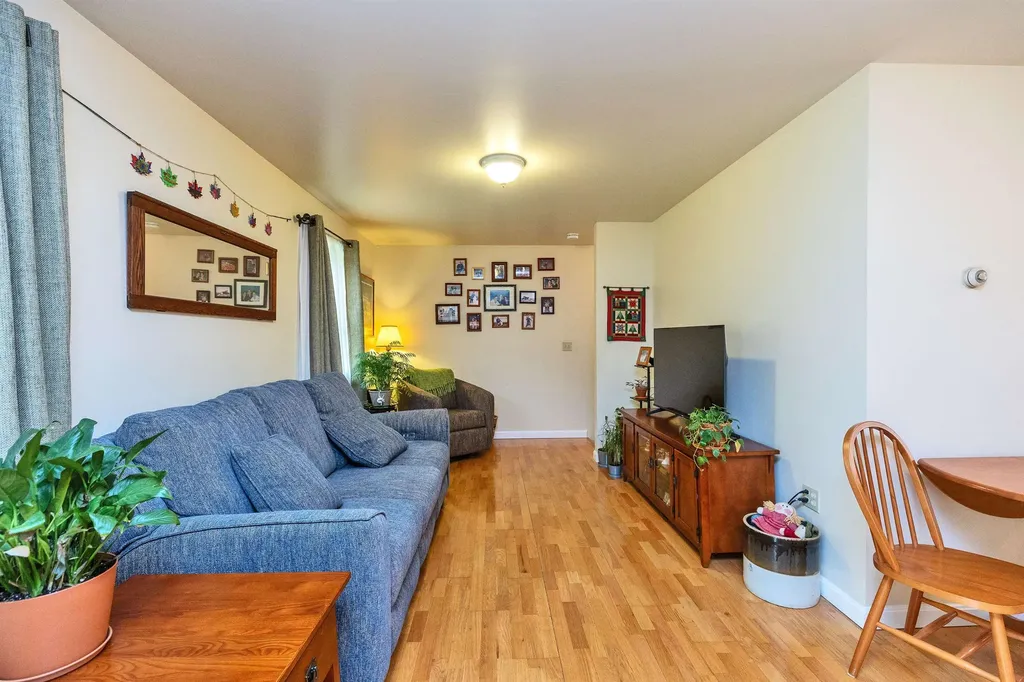 59 Old Chesham Road Marlborough NH 03455