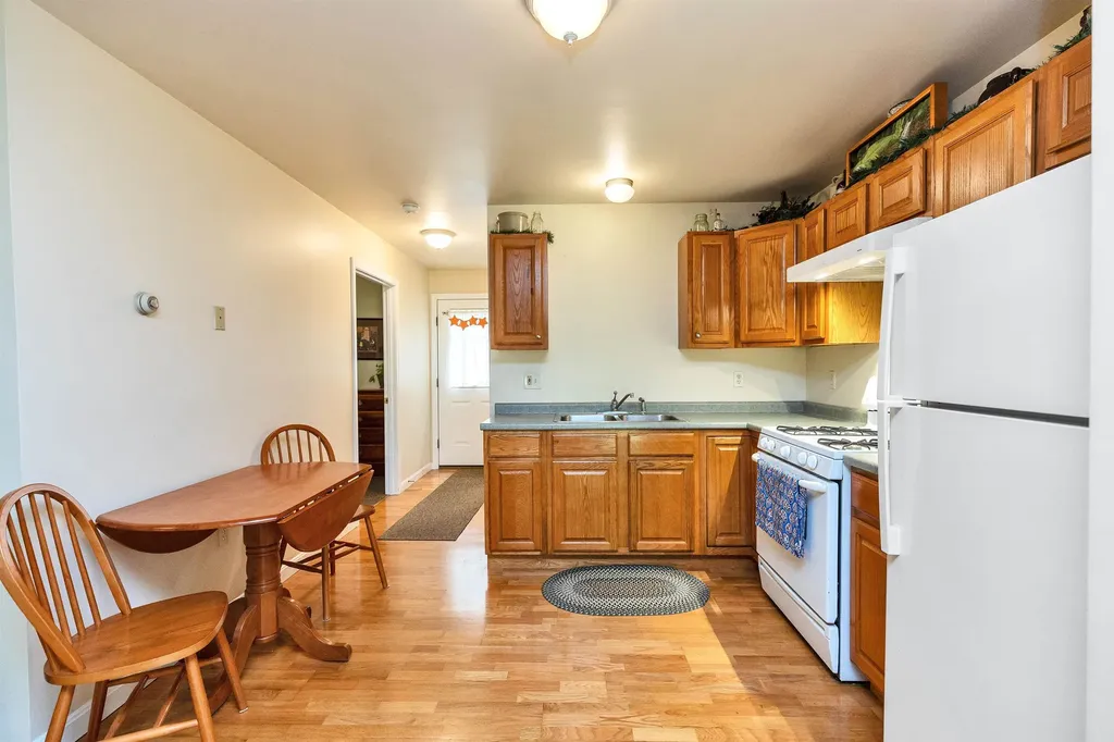 59 Old Chesham Road Marlborough NH 03455