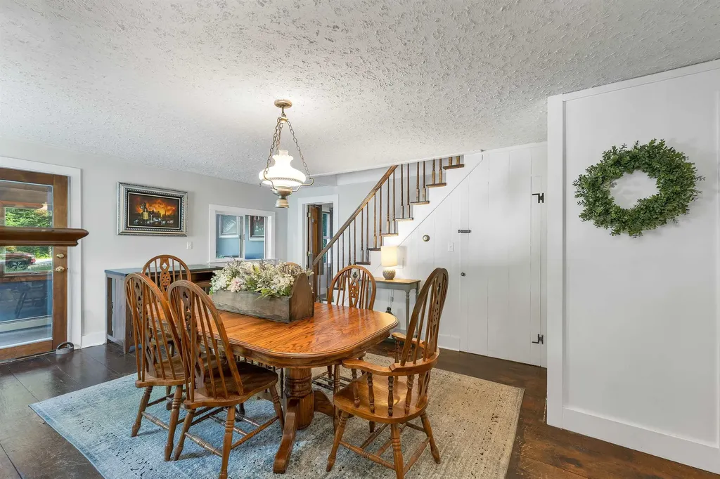 1195 Chocorua Road Tamworth NH 03817