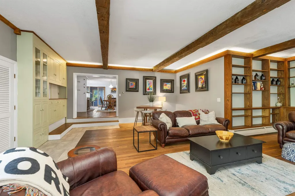 1195 Chocorua Road Tamworth NH 03817