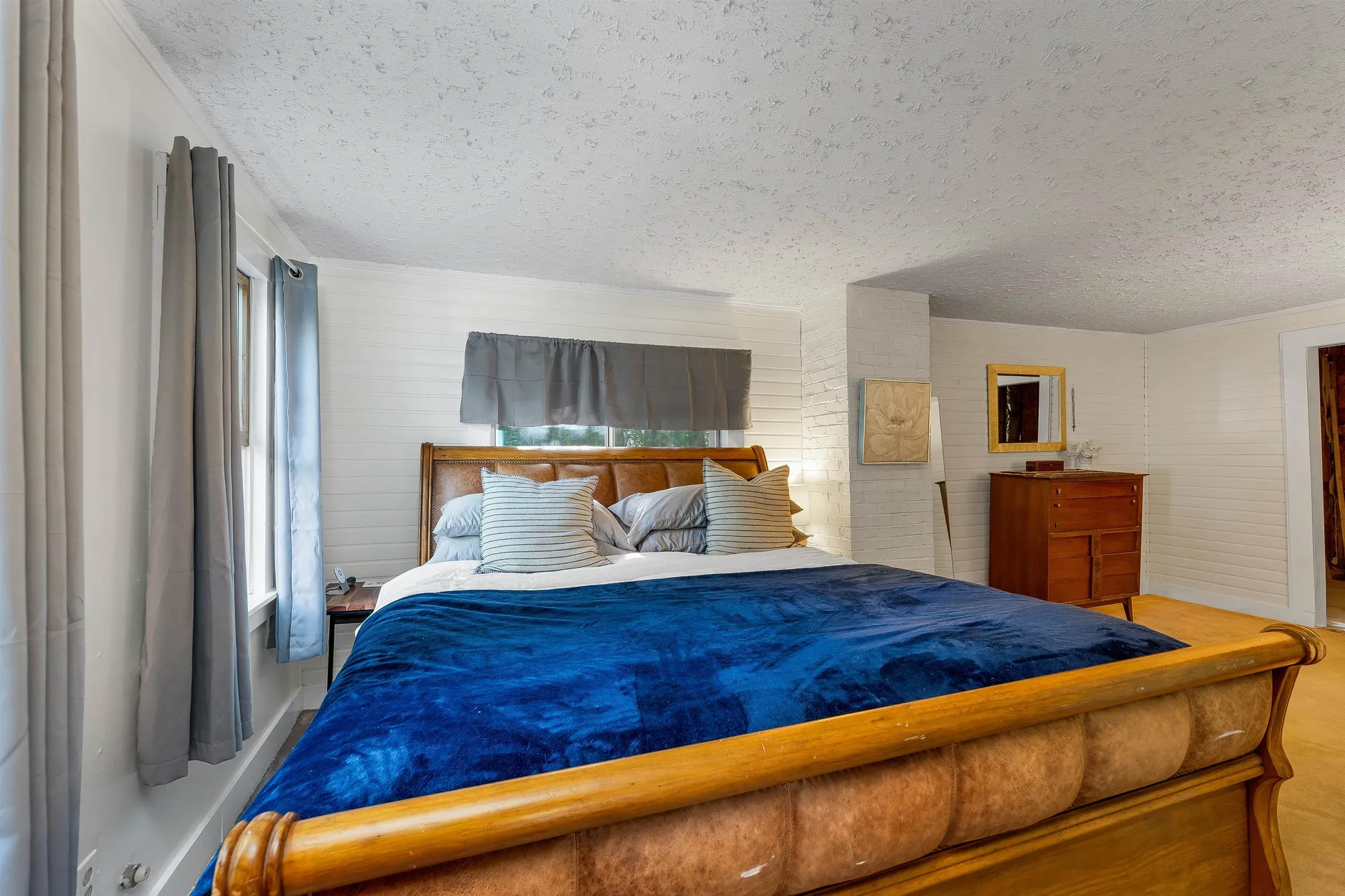 1195 Chocorua Road Tamworth NH 03817