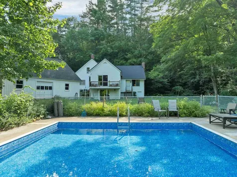 1195 Chocorua Road Tamworth NH 03817