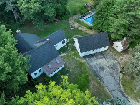 1195 Chocorua Road Tamworth NH 03817