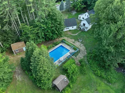 1195 Chocorua Road Tamworth NH 03817