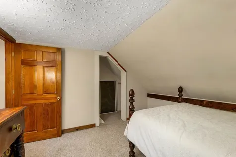 1195 Chocorua Road Tamworth NH 03817