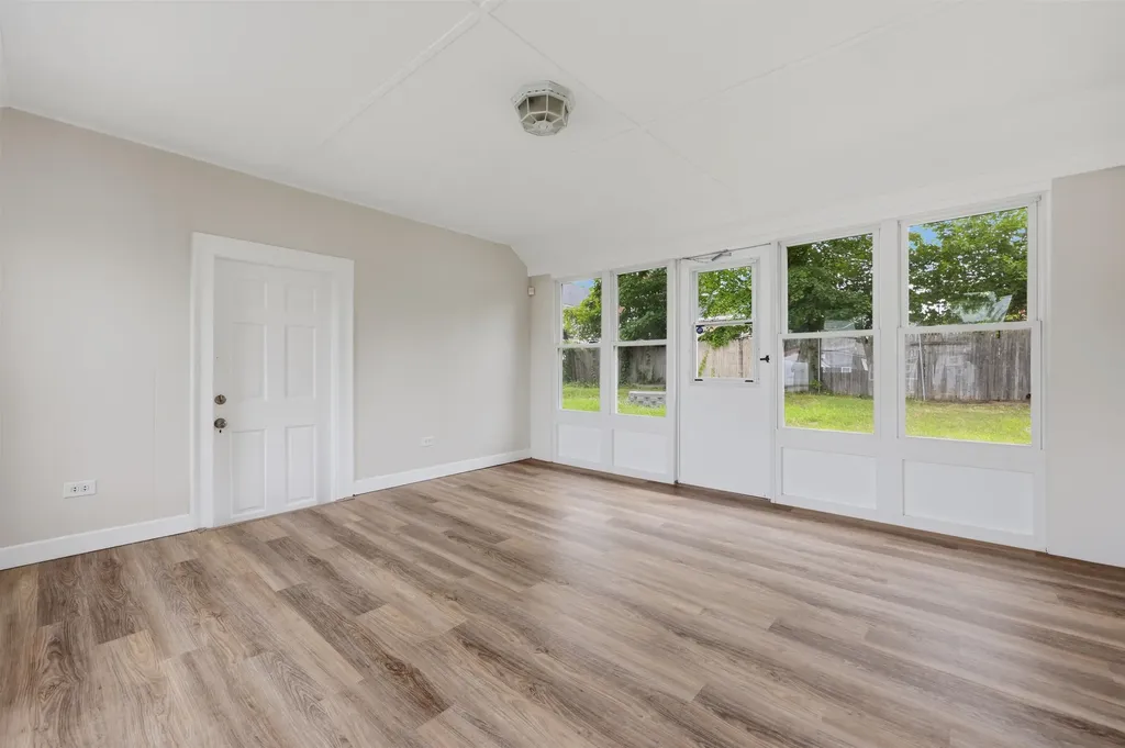 12 Morton Street Nashua NH 03060