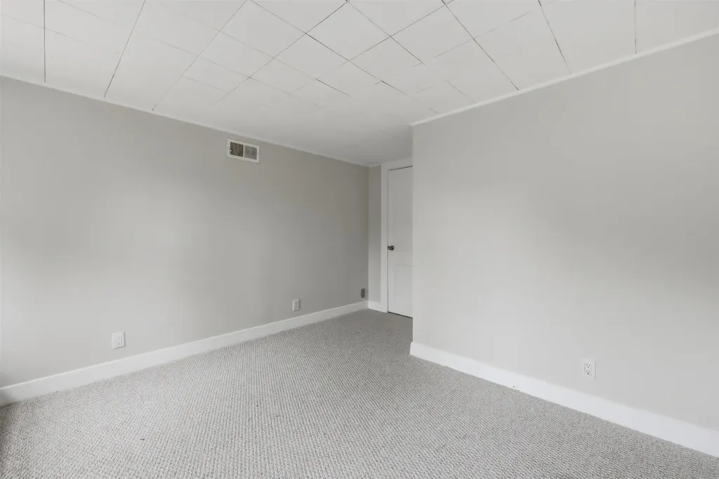 12 Morton Street Nashua NH 03060