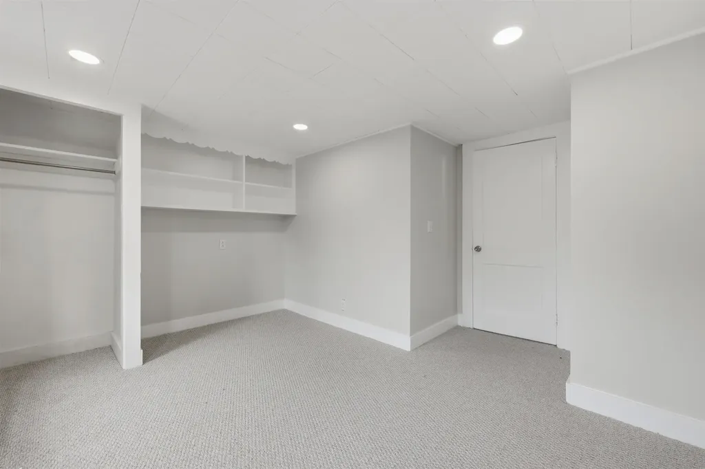 12 Morton Street Nashua NH 03060
