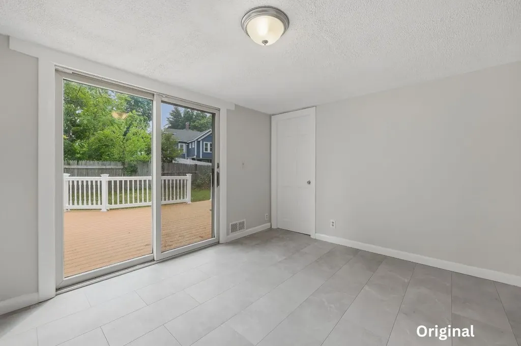 12 Morton Street Nashua NH 03060