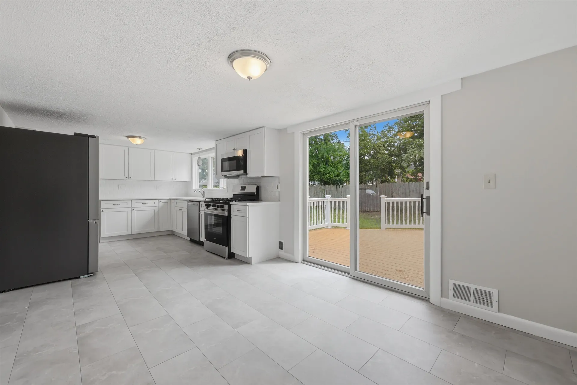 12 Morton Street Nashua NH 03060