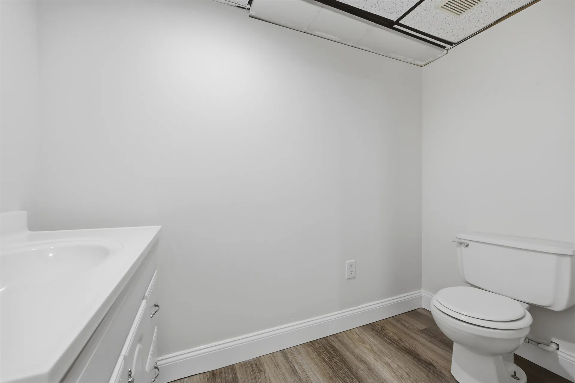 12 Morton Street Nashua NH 03060