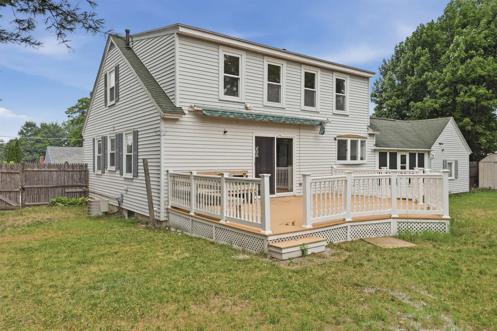 12 Morton Street Nashua NH 03060