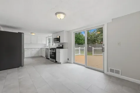12 Morton Street Nashua NH 03060