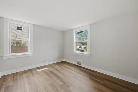 12 Morton Street Nashua NH 03060