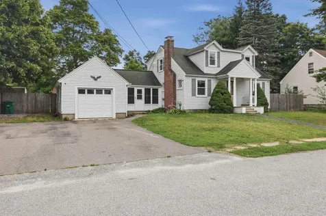 12 Morton Street Nashua NH 03060