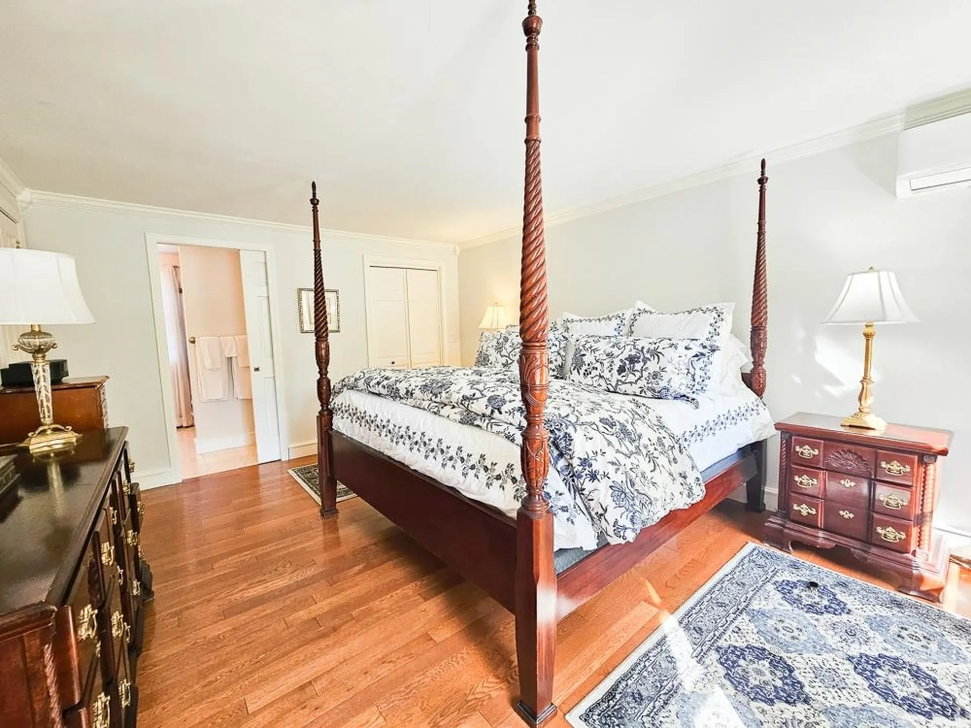 28 Pheasant Run East Kingston NH 03827