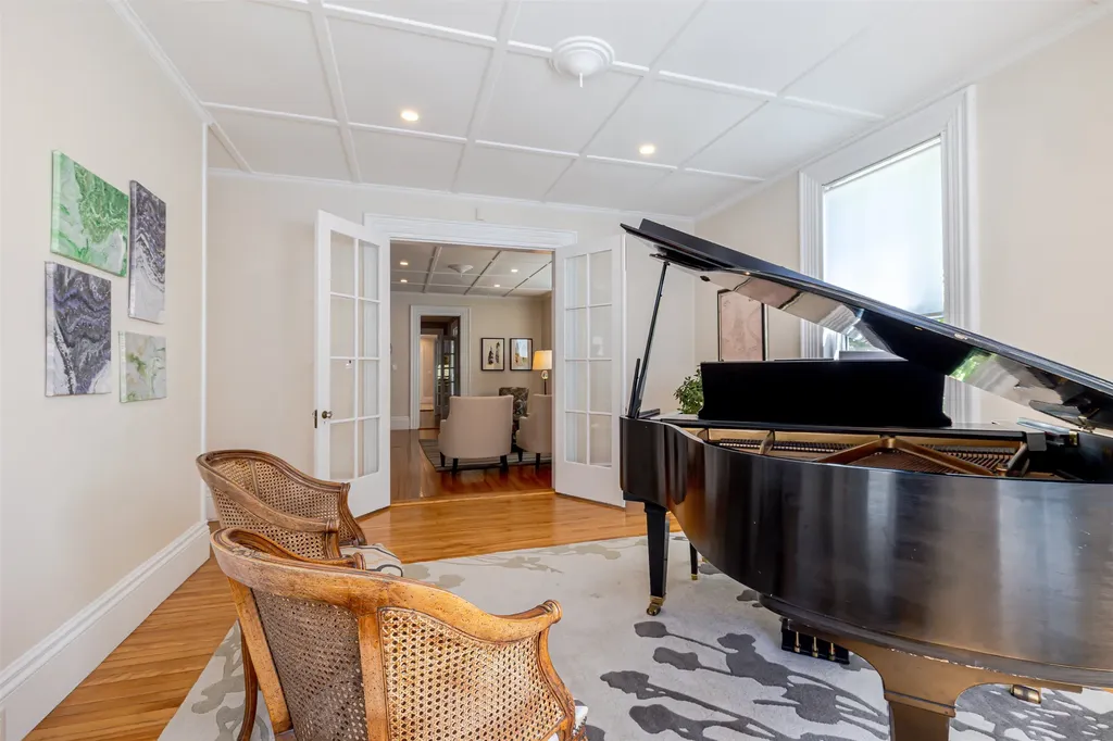 6 Orchard Street Concord NH 03301