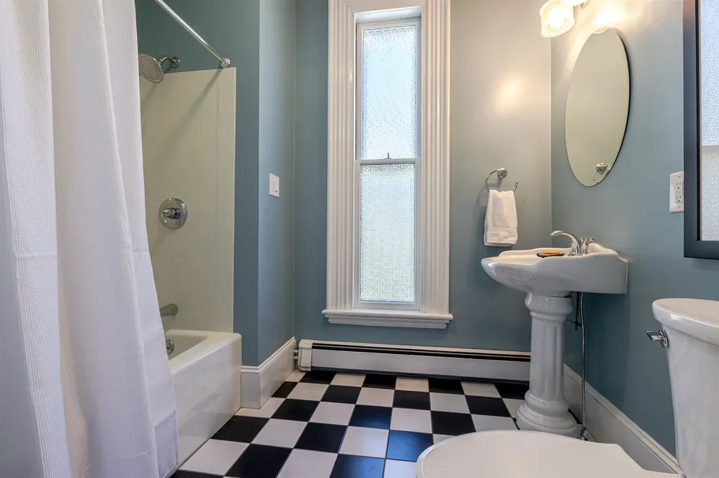6 Orchard Street Concord NH 03301