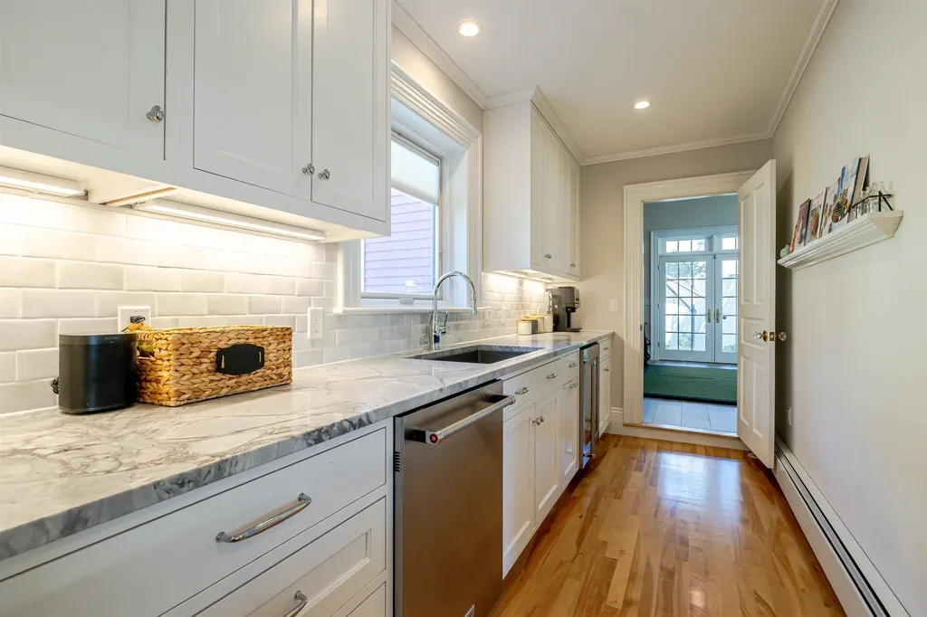 6 Orchard Street Concord NH 03301