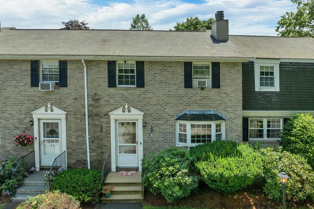 69 Fieldstone Drive Londonderry NH 03053