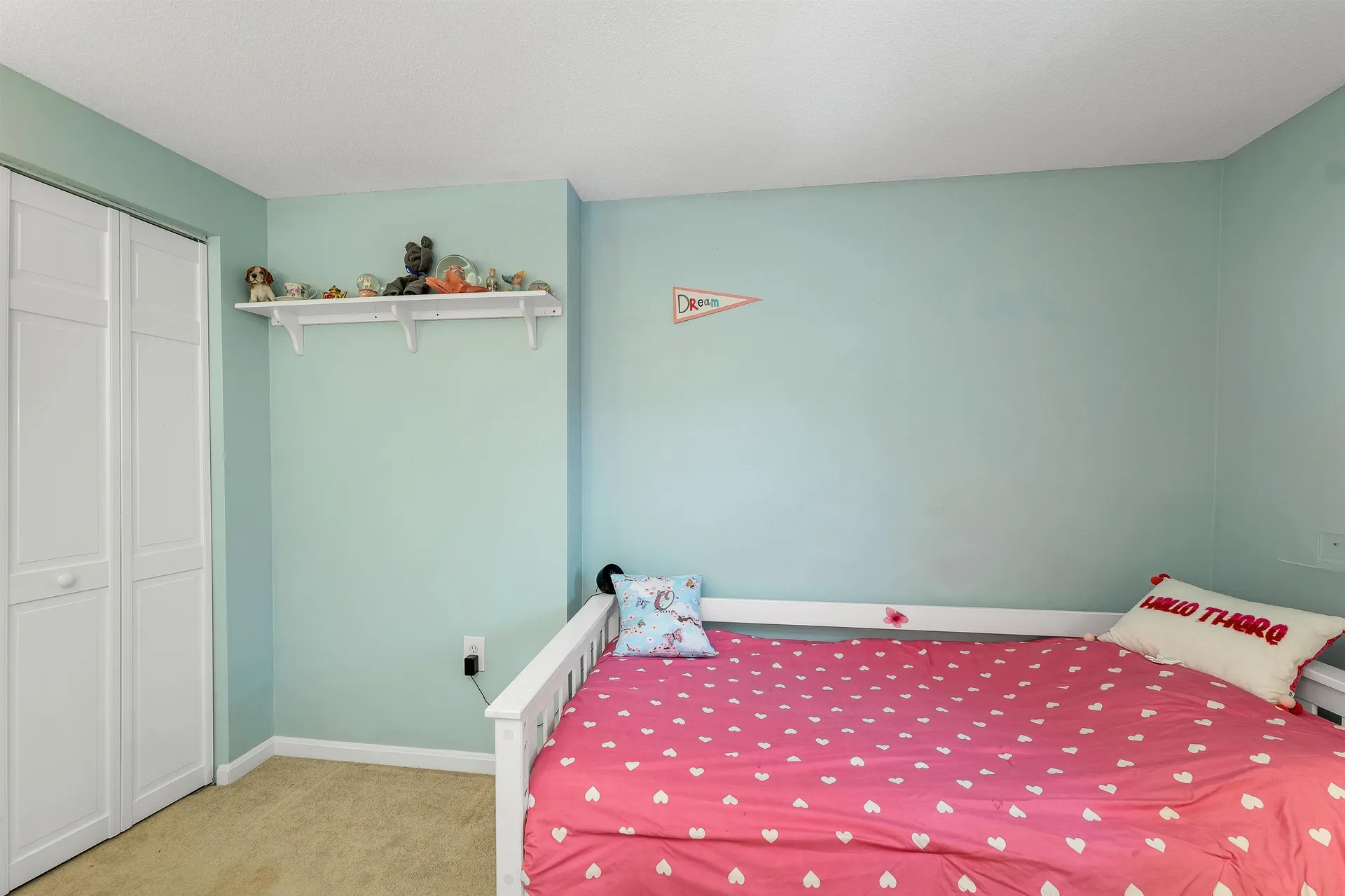 69 Fieldstone Drive Londonderry NH 03053