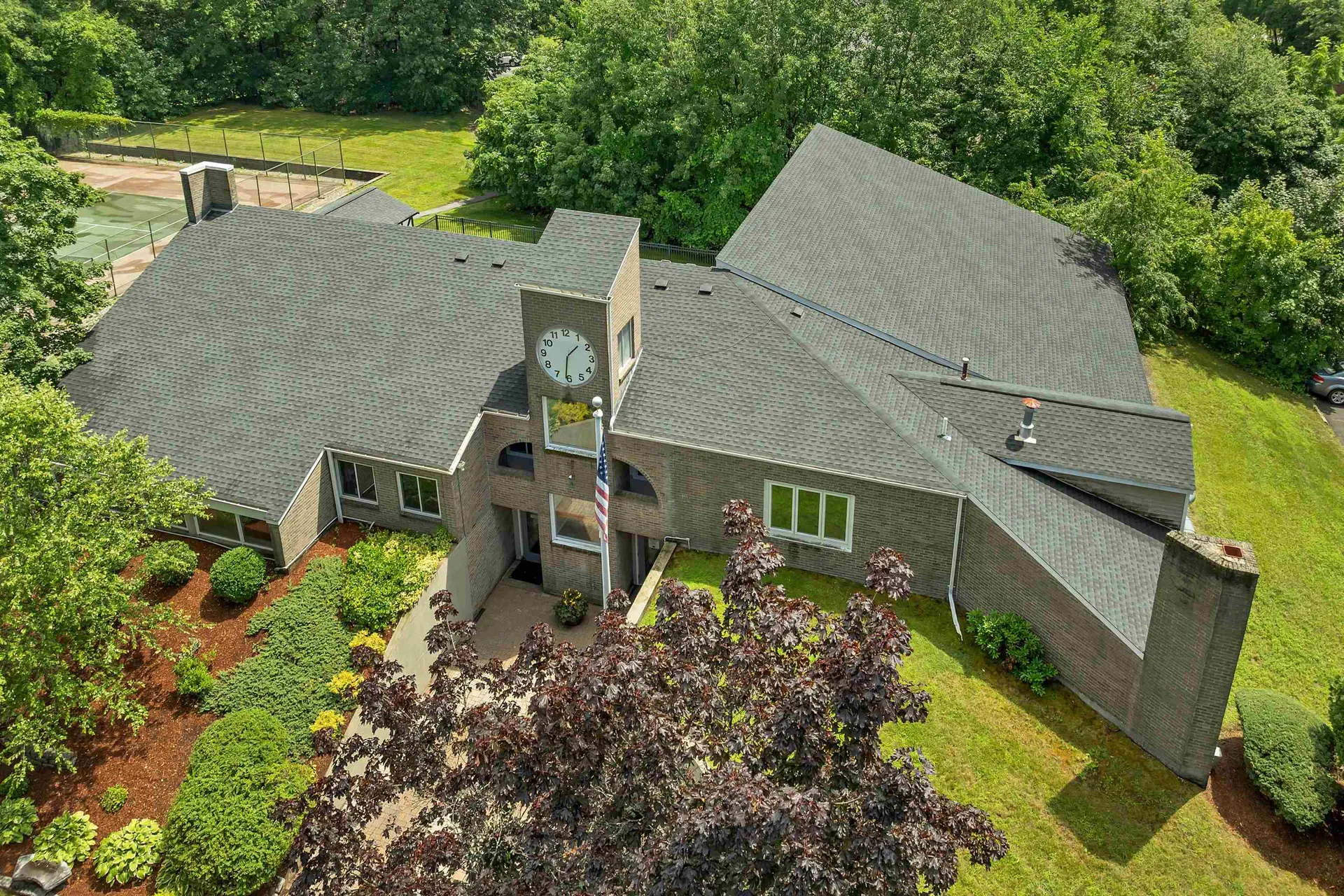 69 Fieldstone Drive Londonderry NH 03053