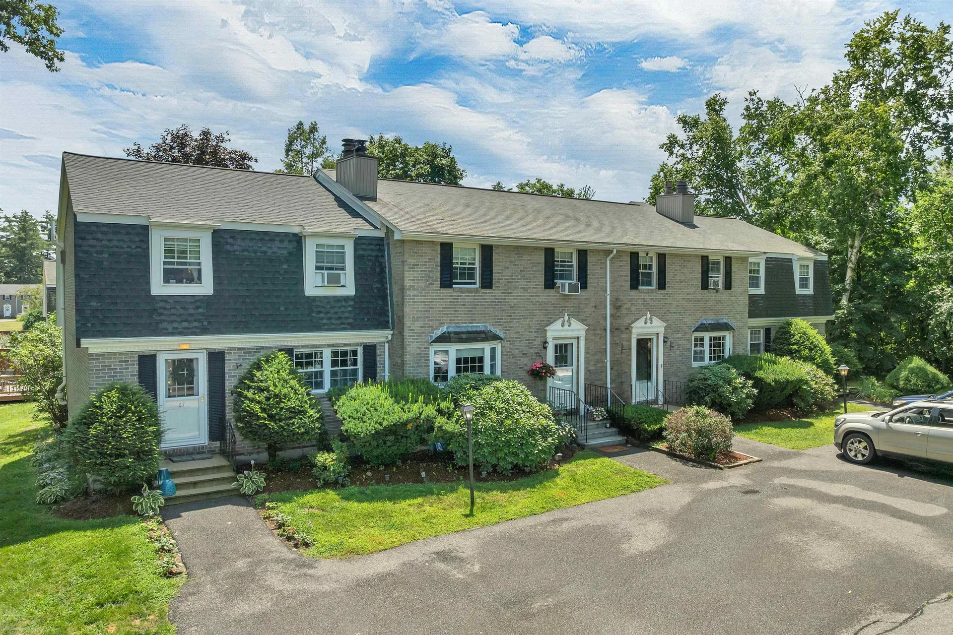 69 Fieldstone Drive Londonderry NH 03053