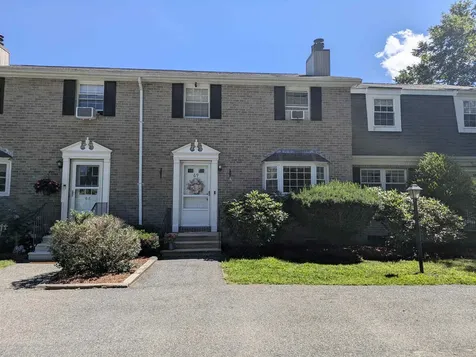 69 Fieldstone Drive Londonderry NH 03053